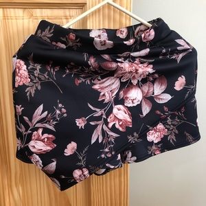 Floral envelope skirt